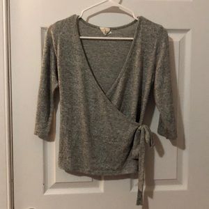 Size small soft top grey